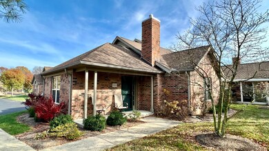 2820 Laurel Wind Blvd, Lewis Center, OH 43035 - photo 2