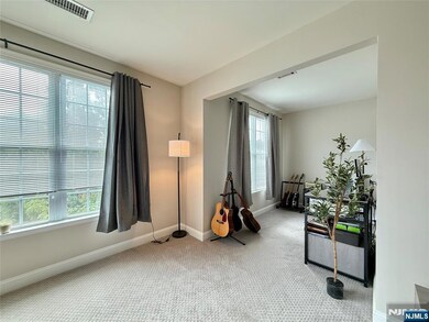 1305 Wharton Ct unit 1305, Riverdale, NJ 07457 - photo 4