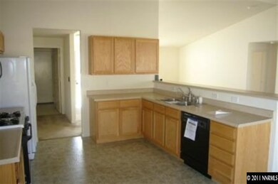 1600 Meadows Ave, Fernley, NV 89408 - photo 5