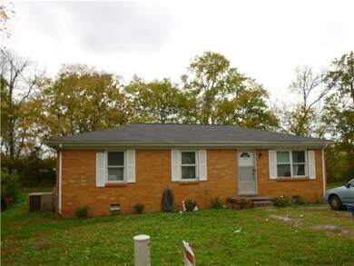 112 Navaho Dr, Shelbyville, TN 37160 - photo 3