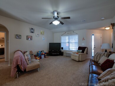 2601 W El Dorado St, Broken Arrow, OK 74011 - photo 7