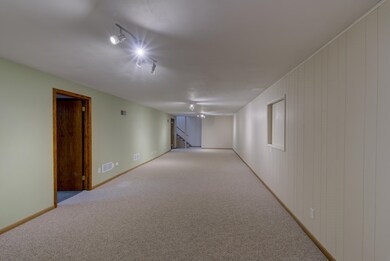 4838 Maple Ave, Fitchburg, WI 53711 - photo 7