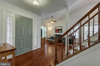 13202 Ben Nevis Ct, Herndon, VA 20171 - photo 3