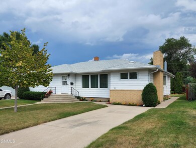 310 12th Ave NE, Jamestown, ND 58401 - photo 2