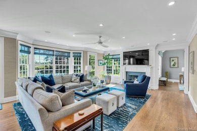 7 True Harbour Way, West Islip, NY 11795 - photo 7