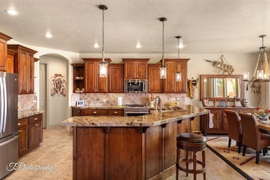 33-web-or-mls-4144 W 2440 S-9