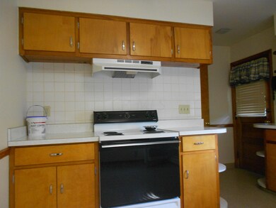 1830 E Cooke Rd, Columbus, OH 43224 - photo 6