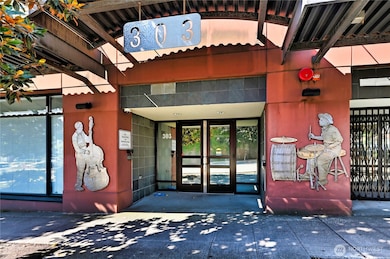 303 23rd Ave S unit 602, Seattle, WA 98144 - photo 2