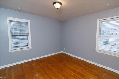 18421 Maple Heights Blvd, Maple Heights, OH 44137 - photo 7