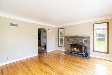 8439 Aldrich Ave S, Bloomington, MN 55420 - photo 4