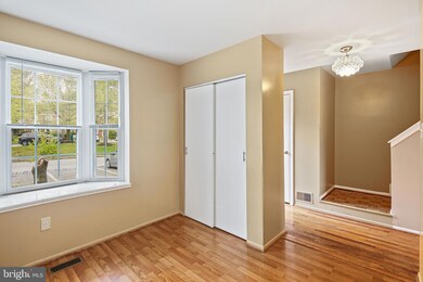 22 Hamlet Dr, Owings Mills, MD 21117 - photo 4