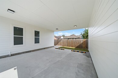 1408 Enid St unit D, Houston, TX 77009 - photo 2