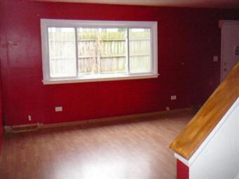 429 Sidney Ave unit E, Glendale Heights, IL 60139 - photo 2