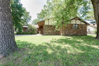 412 E Maple St, Skiatook, OK 74070 - photo 2