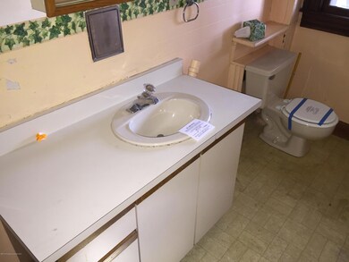 1333 Bryn Mawr St, Scranton, PA 18504 - photo 5