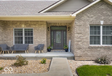 16310 E Main St, Columbus, IN 47203 - photo 5