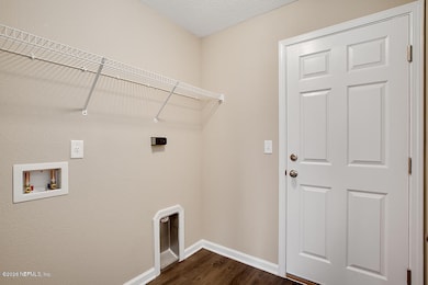 6074 Catawissa Ct, Jacksonville, FL 32244 - photo 2