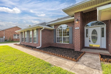 6562 Bellingham St-Navarre-4
