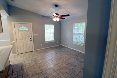 235 Iroquois Rd, Crawfordville, FL 32327 - photo 5