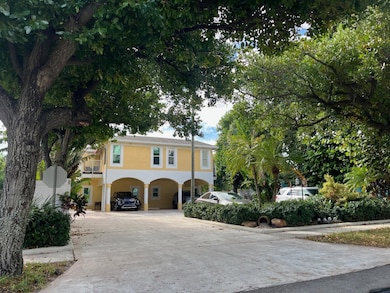 1948 NE 2nd St, Deerfield Beach, FL 33441 - photo 2