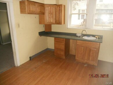 Kitchen Unit 1