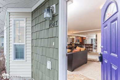 4567 Campbell Park Loop-small-004-Entryw