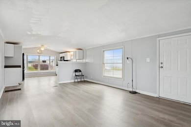 1920 Brian Cir unit 650, Bear, DE 19701 - photo 3