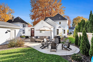 276 S Maple St, Zeeland, MI 49464 - photo 3