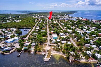 24-2 SE Marlin Ave - All Keys Aerial & P