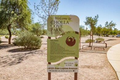 Cholla Cove Park nearby