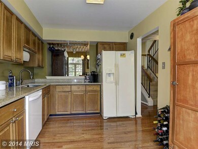 12266 Wye Oak Commons Cir, Burke, VA 22015 - photo 7