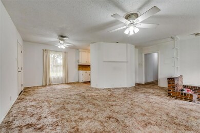 424 Hurstview Dr, Hurst, TX 76053 - photo 5