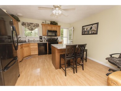 3 W Pine St unit 15, Plaistow, NH 03865 - photo 7