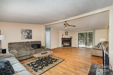 140 Poppys Trail, Kings Mountain, NC 28086 - photo 4