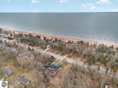 6369 Us-23 N, Oscoda, MI 48750 - photo 2