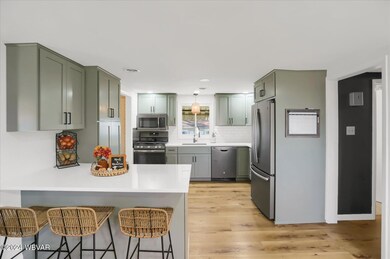 1124 Shakespeare Ave, Milton, PA 17847 - photo 5