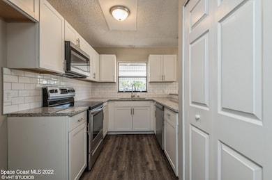 119 McNeela Dr unit 119, Titusville, FL 32796 - photo 5