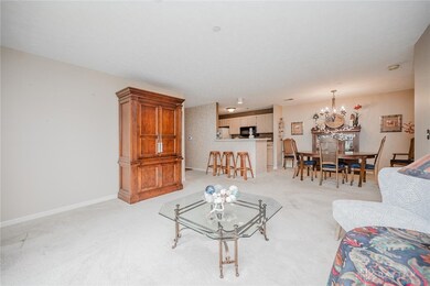 7636 Shawnee Ln unit 206, West Chester, OH 45069 - photo 5