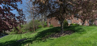 4065 Indianola-2