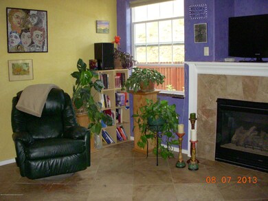 family room 2