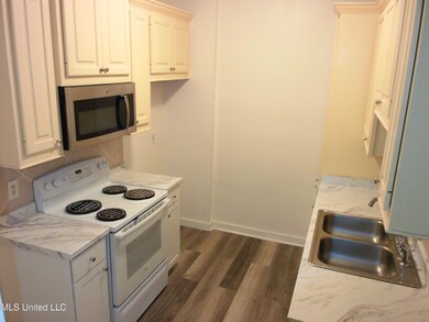 758 Wicklow Place unit B, Ridgeland, MS 39157 - photo 5