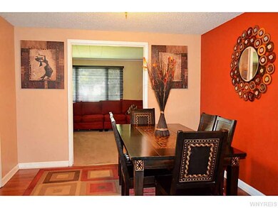 Dining Room. Dining room for meal time.