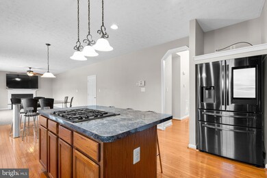 10280 Warfield St, White Plains, MD 20695 - photo 7