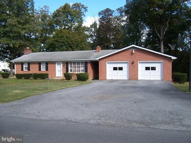 1390 Three Run Rd, Bunker Hill, WV 25413 - photo 2
