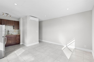 4021 N Andrews Ave unit 3, Fort Lauderdale, FL 33309 - photo 6