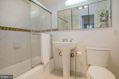 The Devon Condo unit 1515, Wilmington, DE 19806 - photo 3