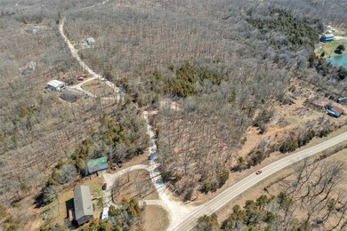 147 Bridle Trail Dr, Robertsville, MO 63072 - photo 2