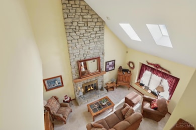 6364 Oakcreek Dr, Cincinnati, OH 45247 - photo 6