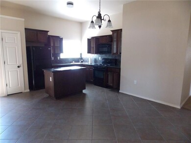 14412 Desert Sage Dr, Horizon City, TX 79928 - photo 4
