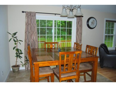 213 Fox Run unit 213, Colchester, VT 05446 - photo 4